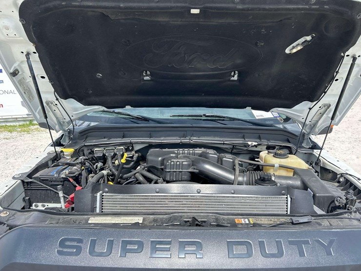 2015-ford-f350-image-9