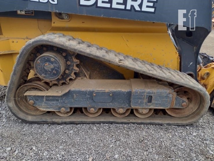 2020-deere-325g-image-27