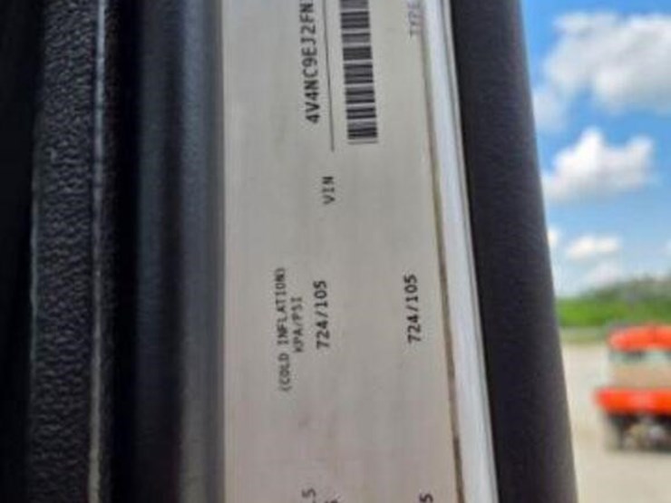2015-volvo-vnl-t/a-hiway-tractor---sleeper-4v4nc9e-image-50
