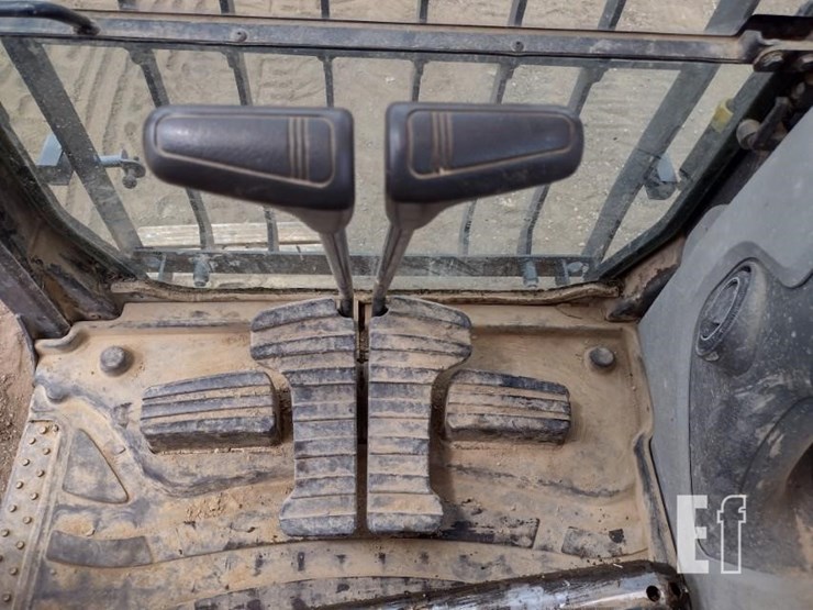 2015-doosan-dx180-lc-3-image-7