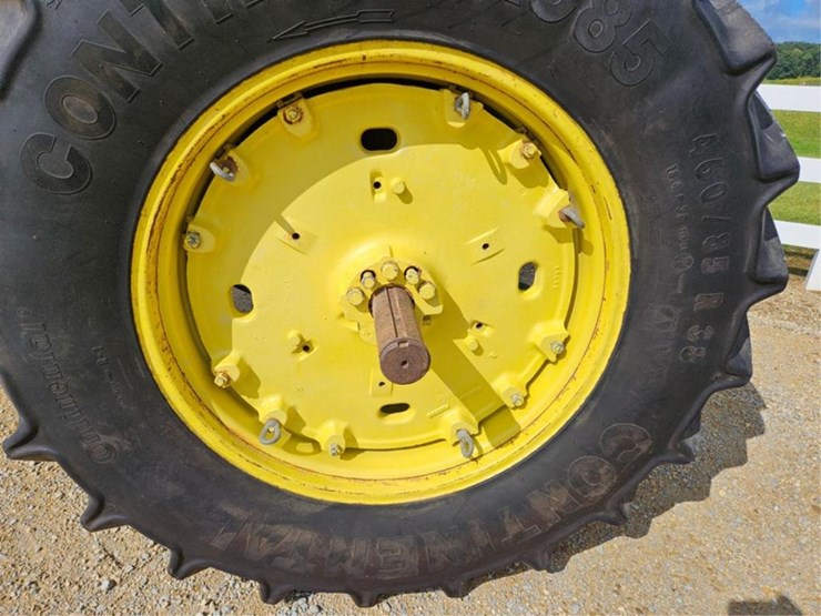 john-deere-4050-image-43
