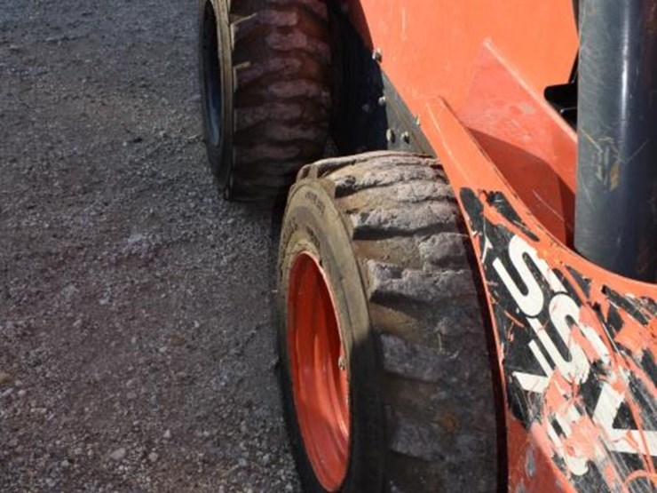kubota-ssv75-image-5