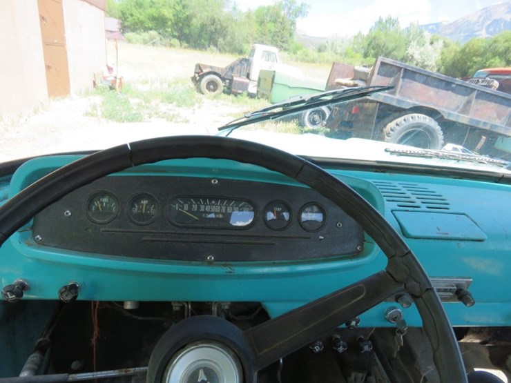 1965-dodge-d200-early-version-pickup-image-11