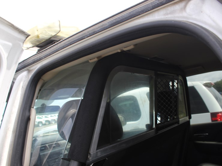 2011-chevrolet-tahoe-image-6