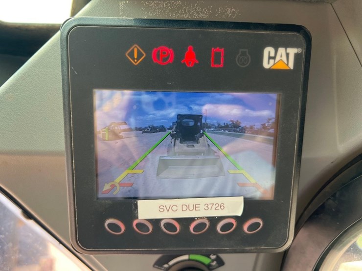 2020-caterpillar-299d3-image-37