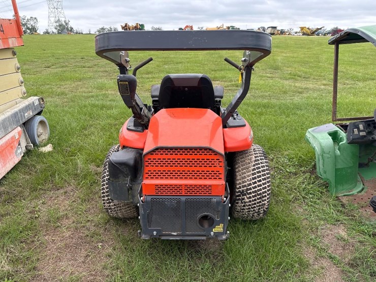 kubota-zg222-image-4