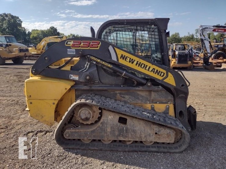 2015-new-holland-c232-image-3