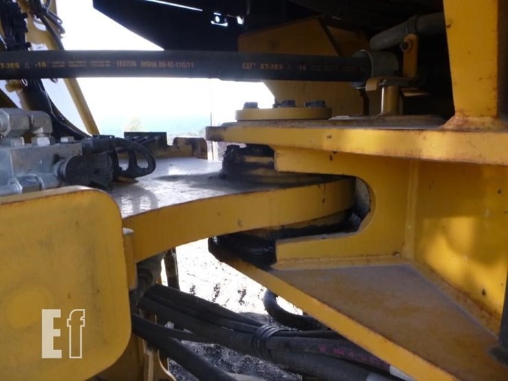 2013-caterpillar-924k-image-27