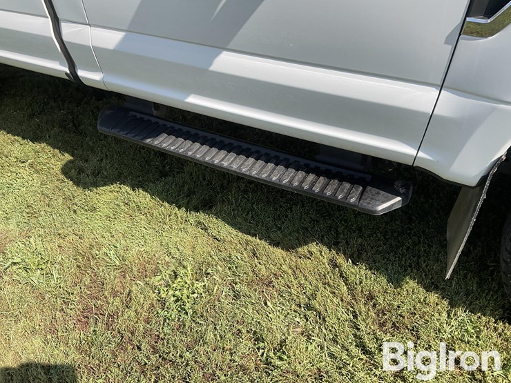 2021-ford-f350-image-9