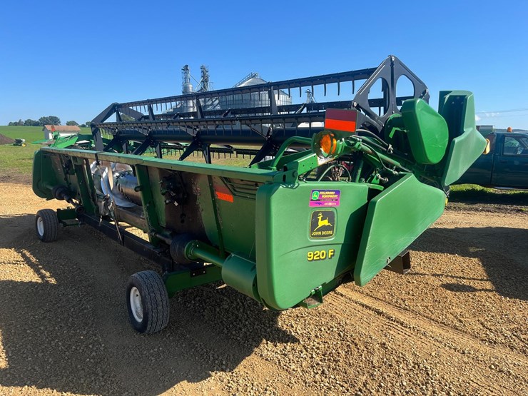 john-deere-920-image-3