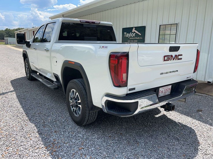 2022-gmc-2500-image-10