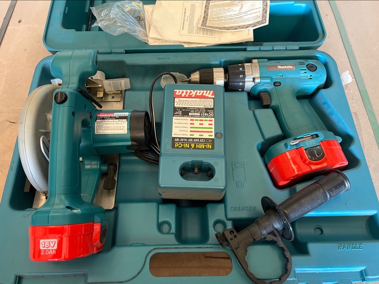 #32-•-makita-combo-set-drill-and-saw-image-1