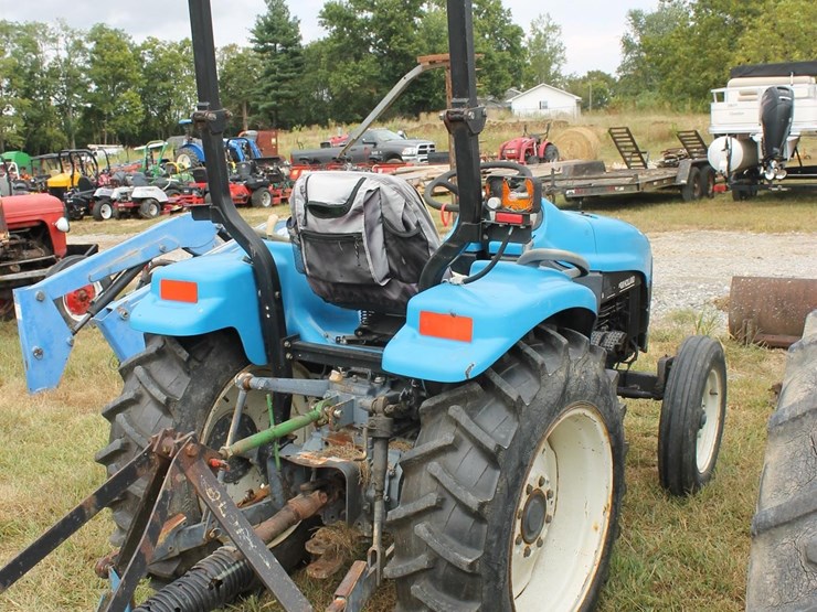 2001-new-holland-tc29-image-4