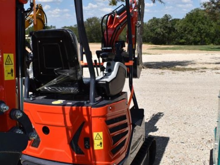 mx15rx-mini-excavator-(serial-#-mx15rx2025x001138)-(k)-image-3