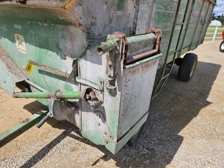 john-deere-125-image-14