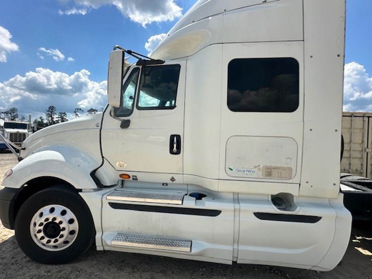 2015-international-prostar-image-26