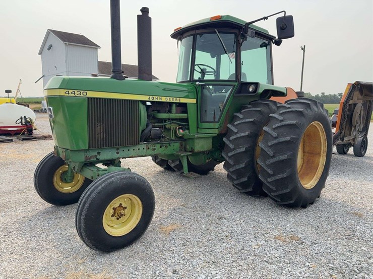 1987-john-deere-4430-image-11