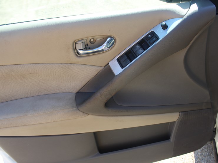 2012-nissan-murano-image-8