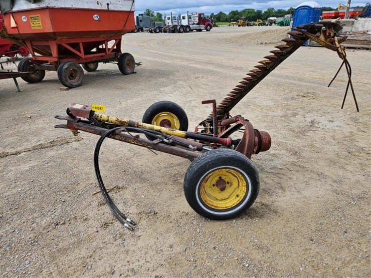 new-holland-456-image-2