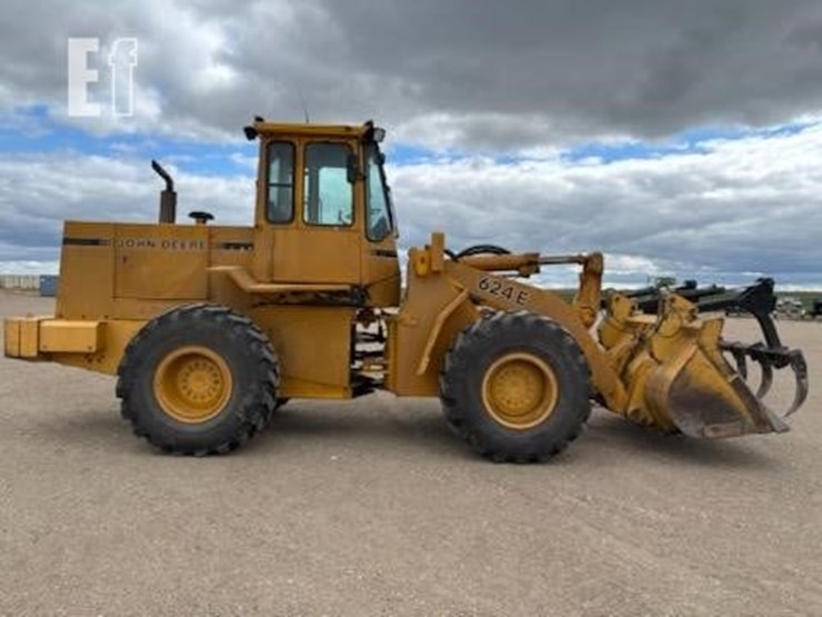 deere-624e-image-4
