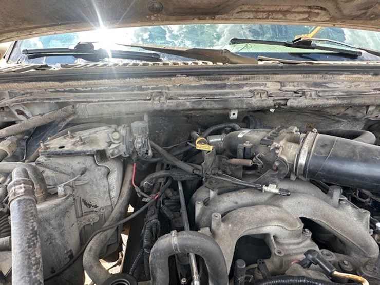 2003-ford-f450-image-54