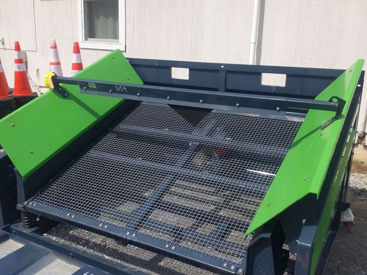 unused-vibrating-sifter/screener-with-stand-image-7