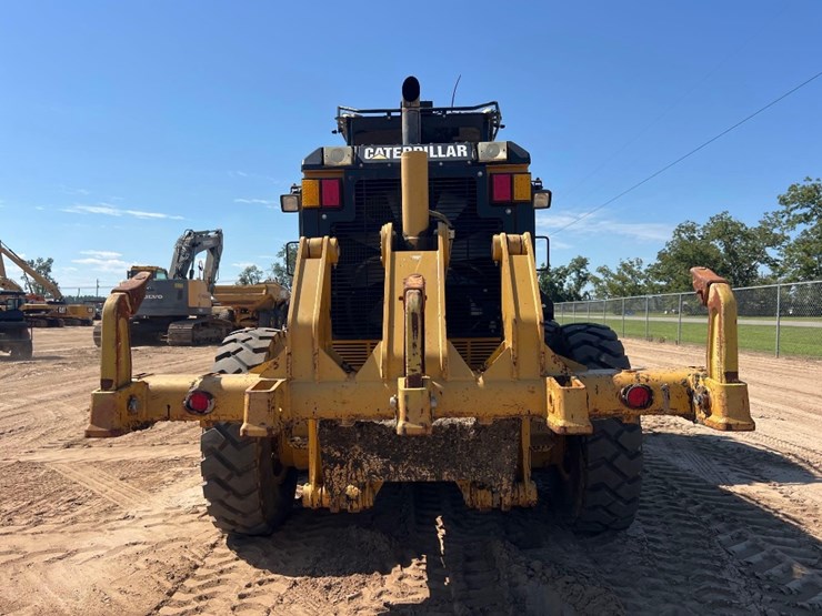 caterpillar-140m-image-3
