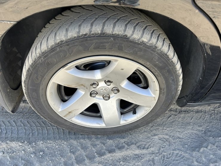 2009-dodge-charger-sedan-image-24