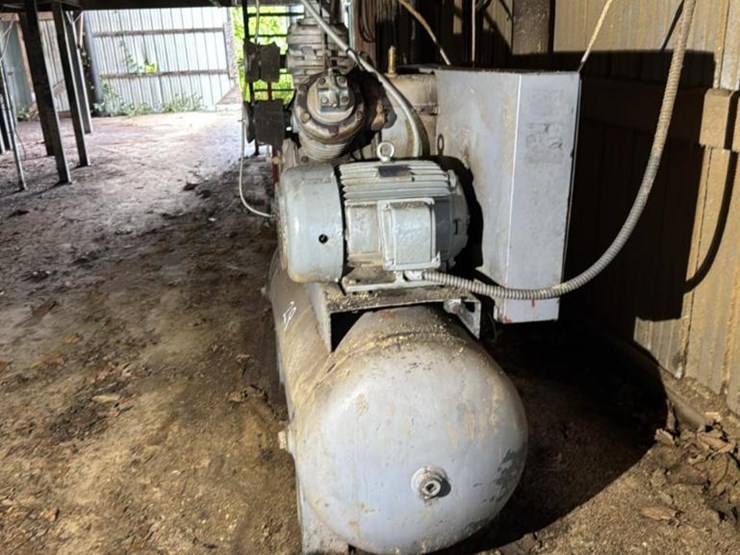 #143-•-air-compressor-image-2