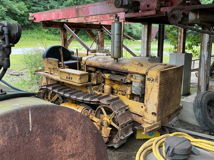 caterpillar-d2-image-1