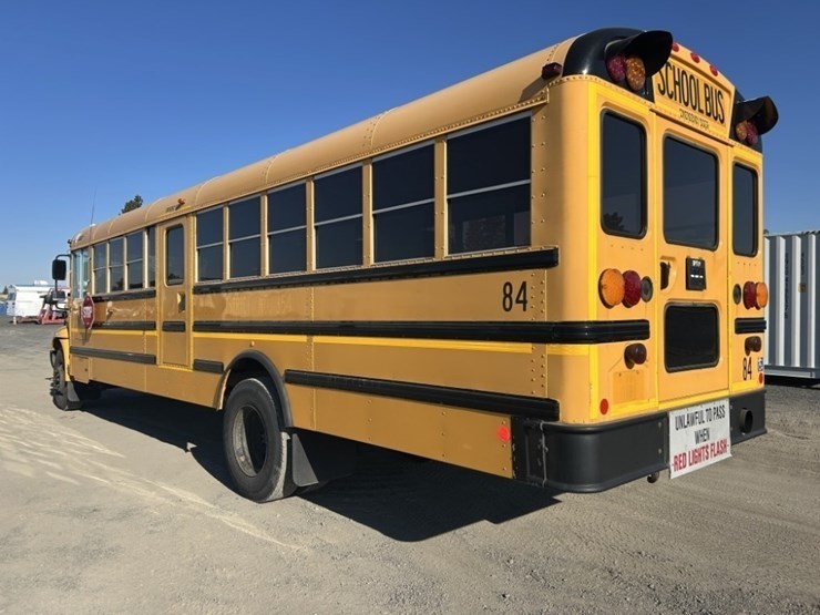 2013-ic-pb10500-school-bus-image-3