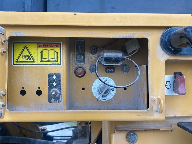 2019-caterpillar-966m-image-29