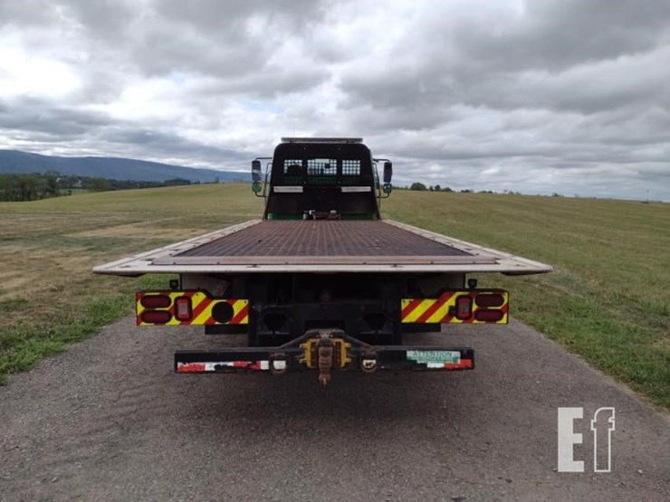 2019-18-freightliner-m2-106-rollback^title^-9506-image-2