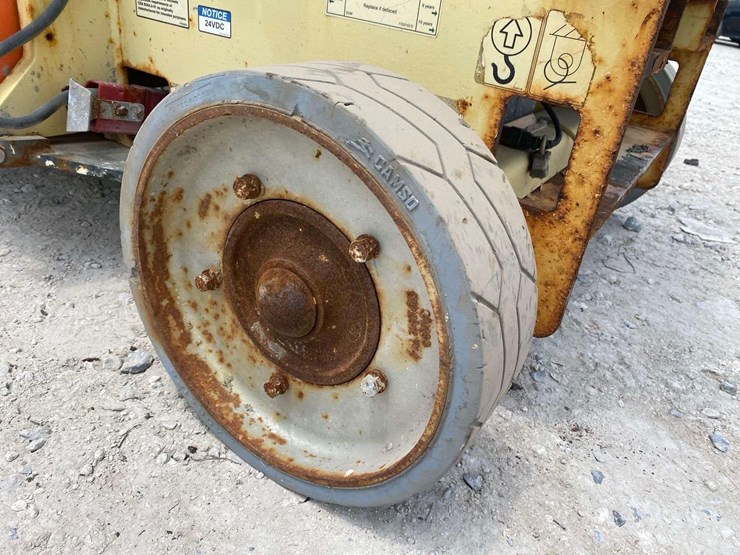 2018-jlg-3246es-image-20