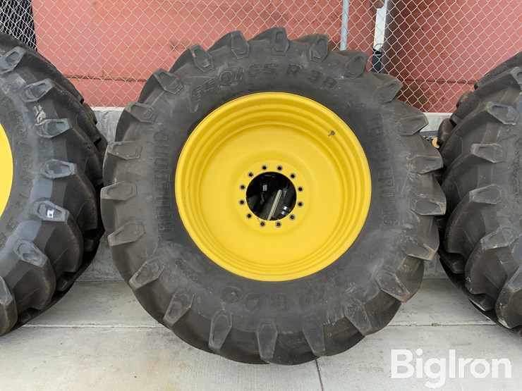 john-deere-r4044-image-12