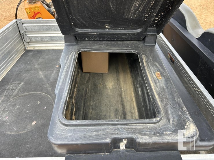 club-car-carryall-502-image-13