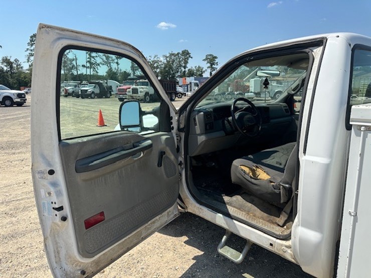 2002-ford-f250-image-22