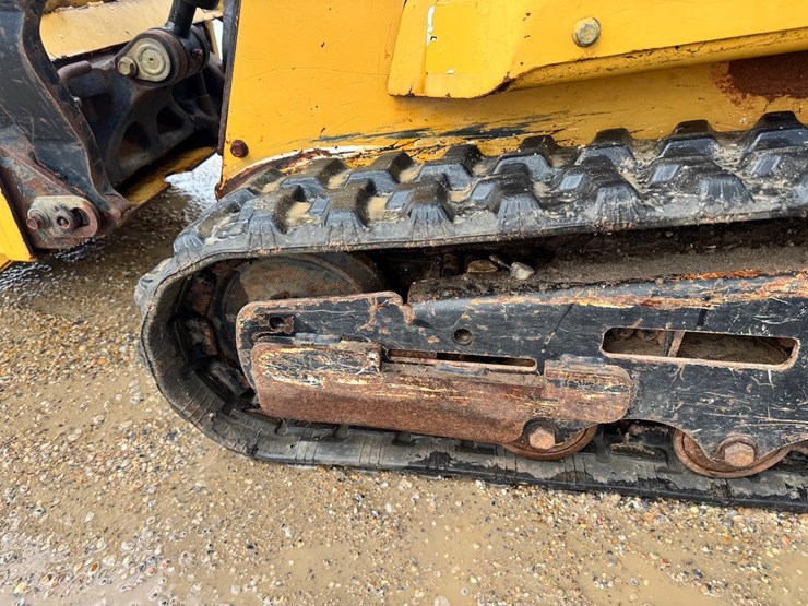 #2271-•-2016-vermeer-5725t-compact-loader-crawler-dozer-image-13