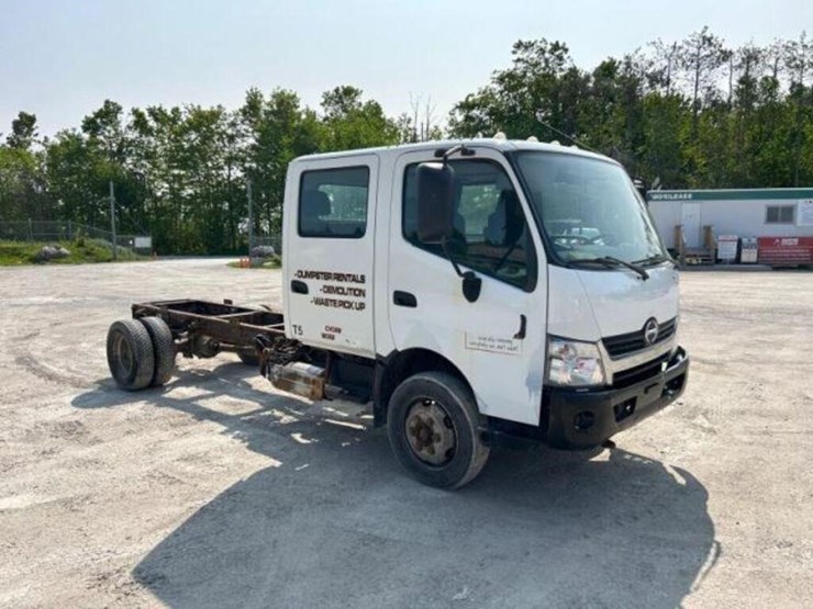 2014-hino-740-crew-cab-s/a-cab-&-chassis-jhhwdm2hx-image-3