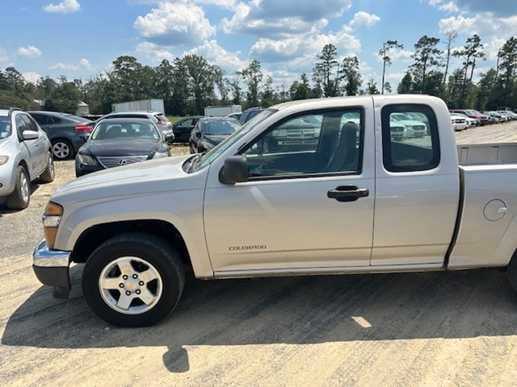 2005-chevrolet-colorado-image-13