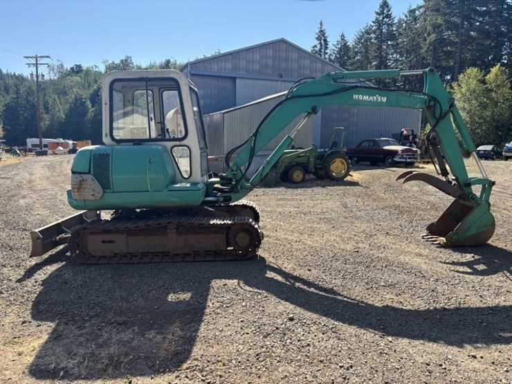 komatsu-pc45-image-7