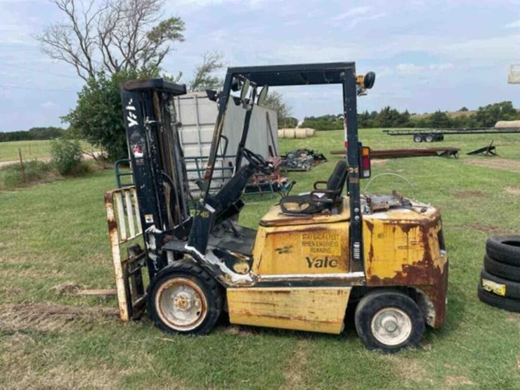 yale-hard-tire-fork-lift,-4ft-forks,-lp,-image-9