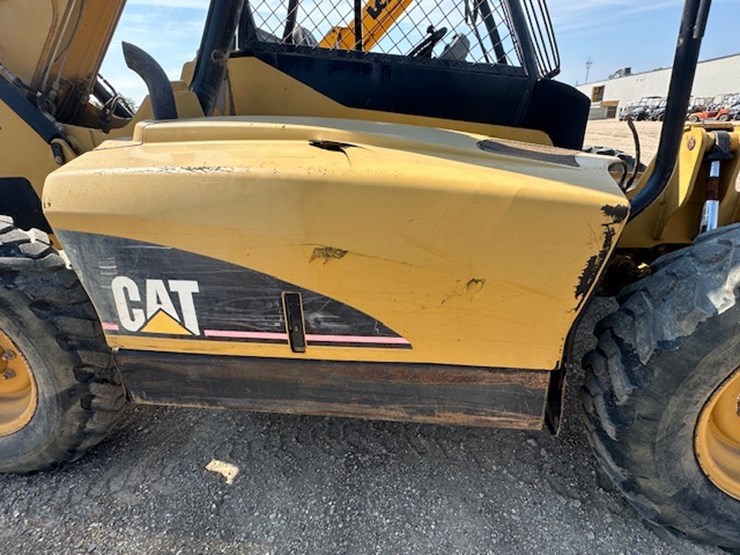 2005-caterpillar-th360b-image-36
