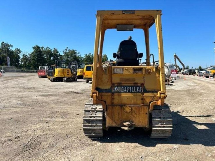 1990-caterpillar-d3c-image-7