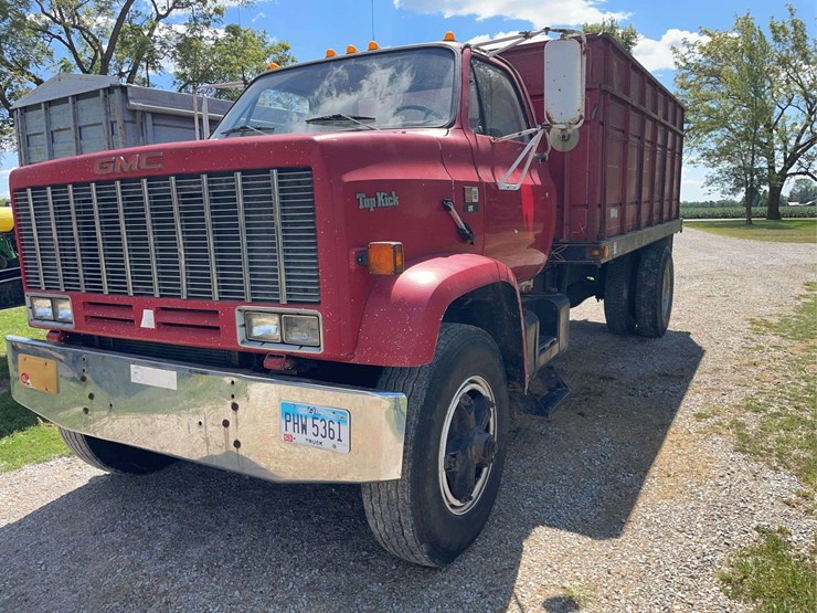 1989-gmc-7000-image-2