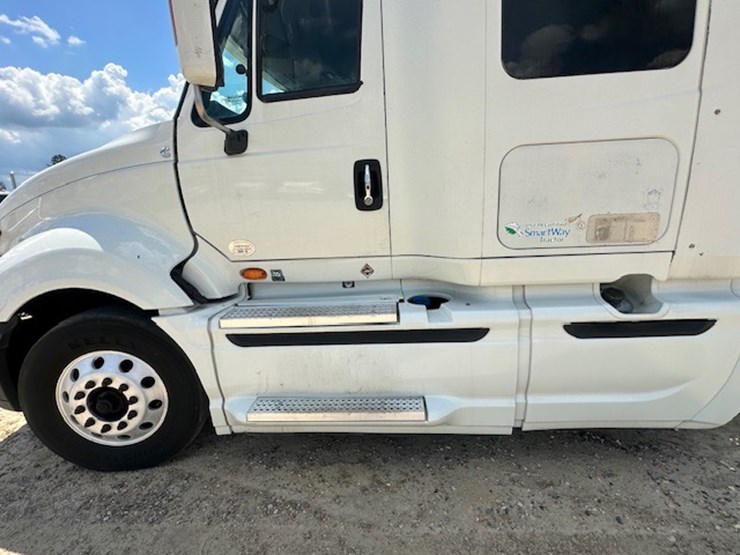 2015-international-prostar-image-27