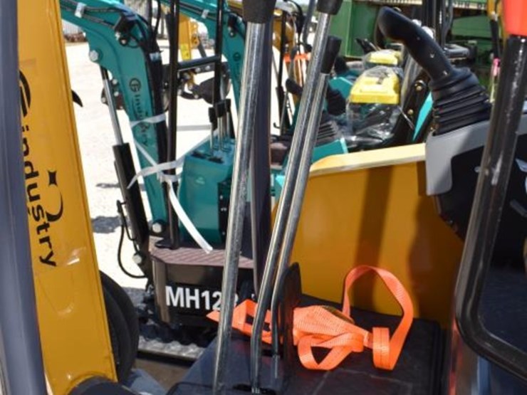 mx50r-mini-excavator-(serial-#-mx50r2025j0000269)-(k)-image-6