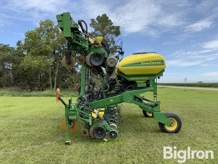 2009-john-deere-1720-ccs-image-8