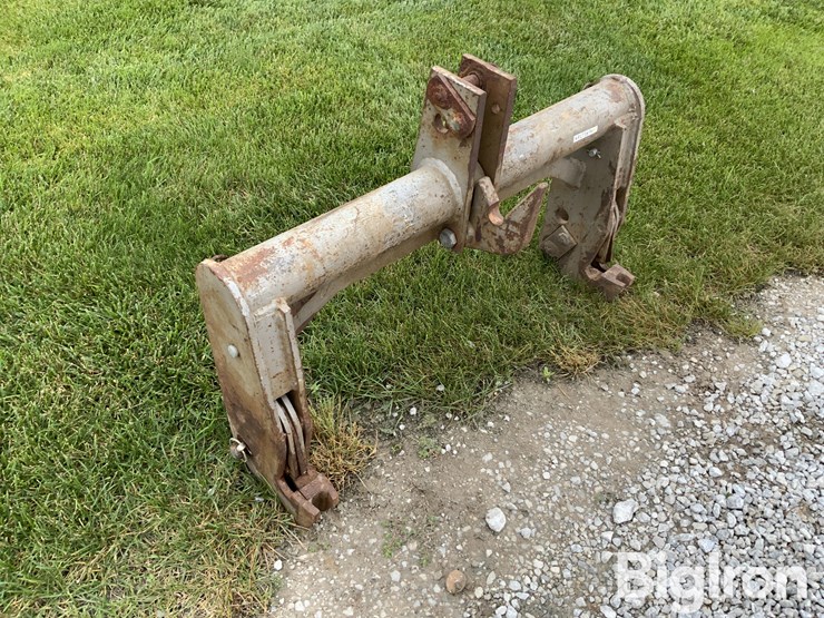 massey-ferguson-quick-hitch-image-3