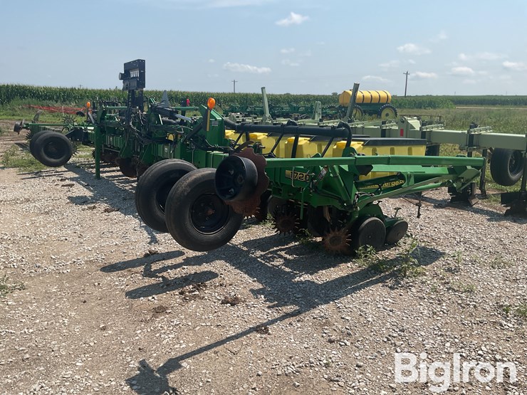 john-deere-1720-image-5